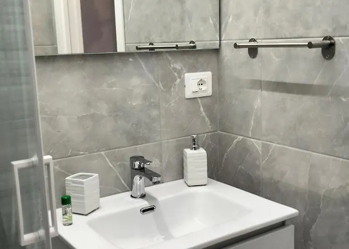 Le Vie Del Centro B&B 3*