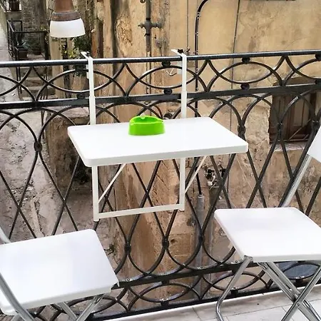 Le Vie Del Centro 3*